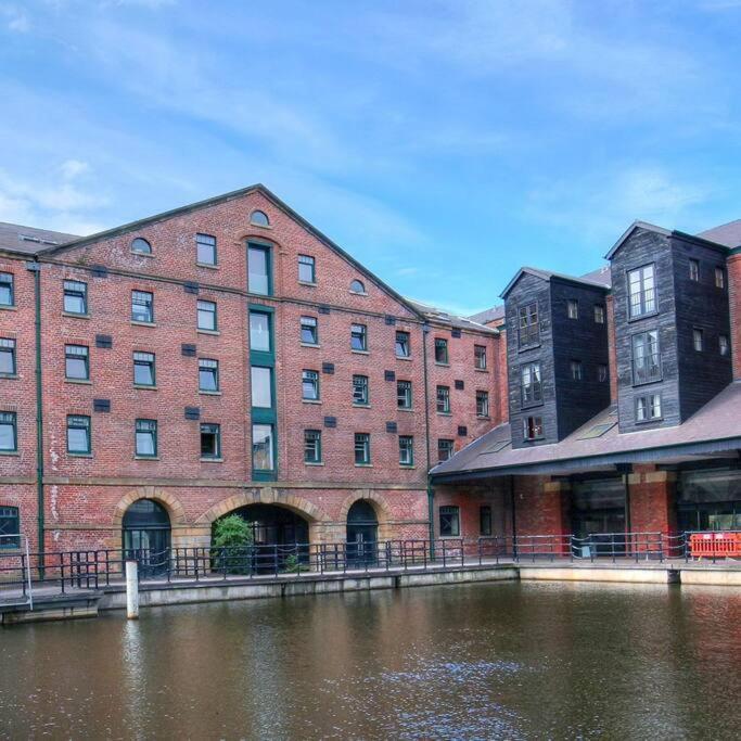 Beautiful 1-Bed Apartment In Grade Listed Warehouse - Victoria Quays, Sheffield City Centre, Free Parking, Pet Friendly, Netflix Exterior foto